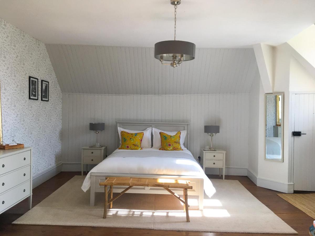 Le Chateau Aspet B&B ภายนอก รูปภาพ